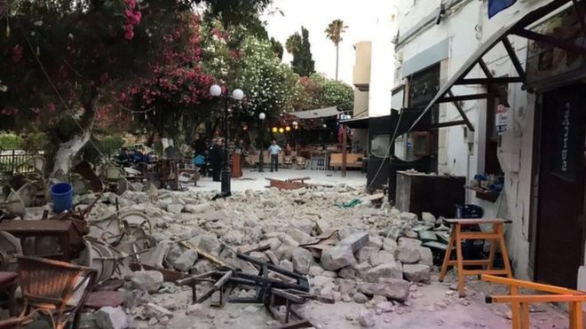 مقتل شخصين في زلزال عنيف ضرب اليونان وتركيا