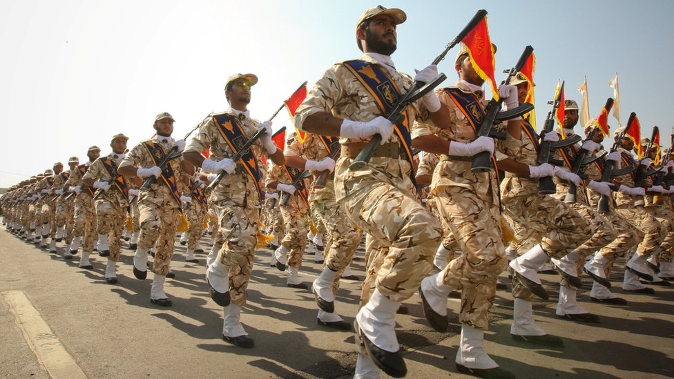 عرض عسكري للحرس الثوري في إيران