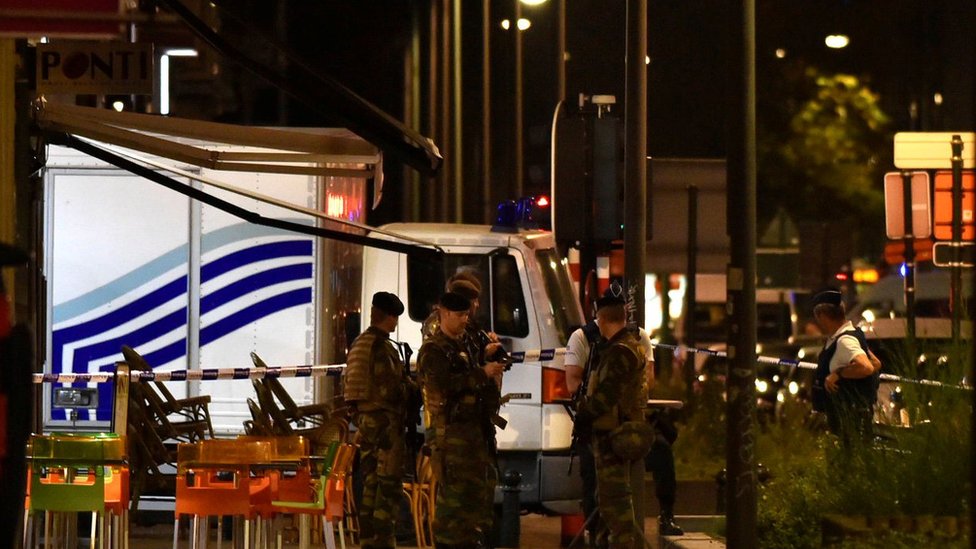 اعتقال رجل هاجم جنديين بسكين وسط العاصمة البلجيكية