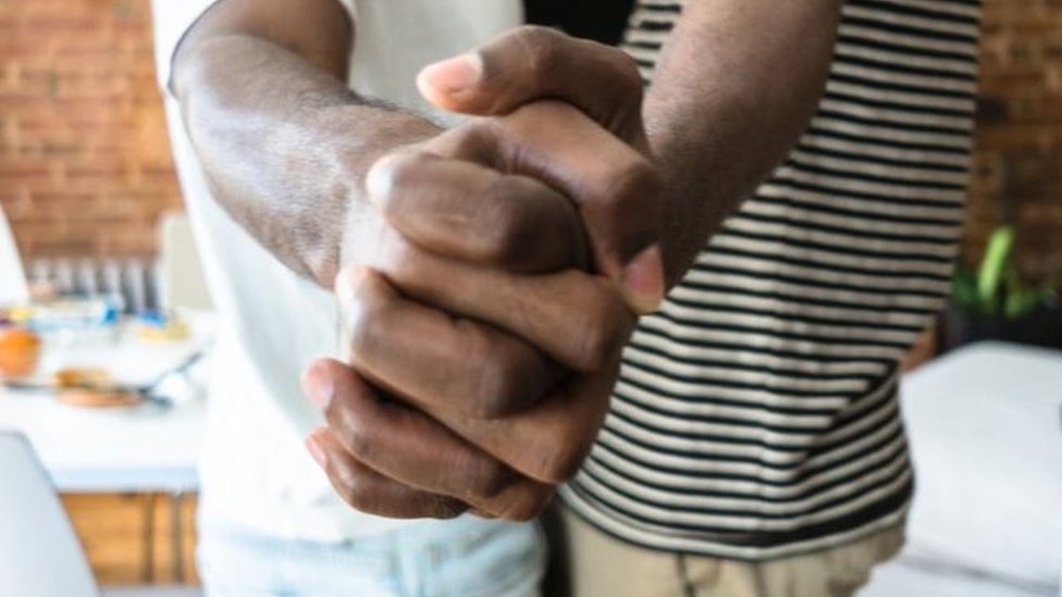 عقوبة المثلية الجنسية في تنزانيا تصل إلى السجن 30 عاما للذكور
