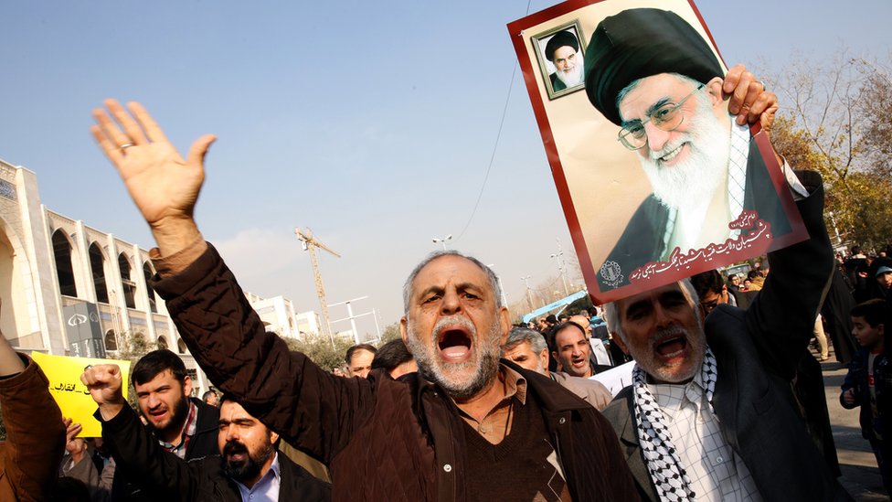 مظاهرات مؤيدة للحكومة الإيرانية في العاصمة طهران