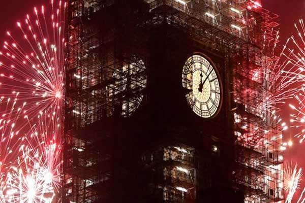بريطانيا تستقبل العام الجديد 2018 بالأضواء