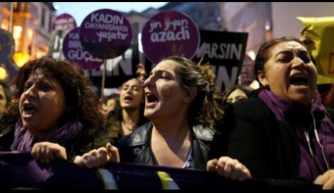 غضب في تركيا بعد إقرار مؤسسة دينية بزواج الفتيات في سن التاسعة
