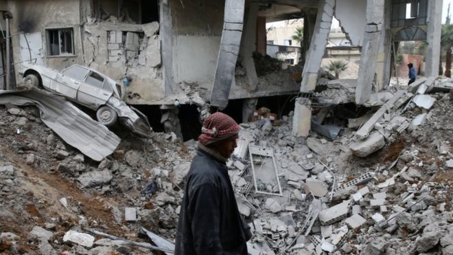 الحرب في سوريا: تقارير عن استخدام غاز الكلورين في هجوم على المعارضة في الغوطة الشرقية