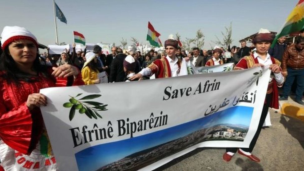 الأكراد في عفرين يدعون الحكومة السورية إلى مواجهة الهجوم التركي