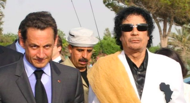 إحالة ساركوزي إلى تحقيق رسمي بشأن مزاعم تلقي أموال من القذافي