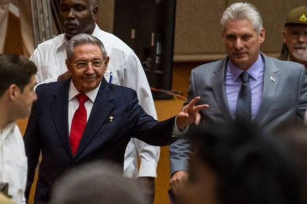 كوبا تختار زعيما جديدا لحقبة ما بعد آل كاسترو