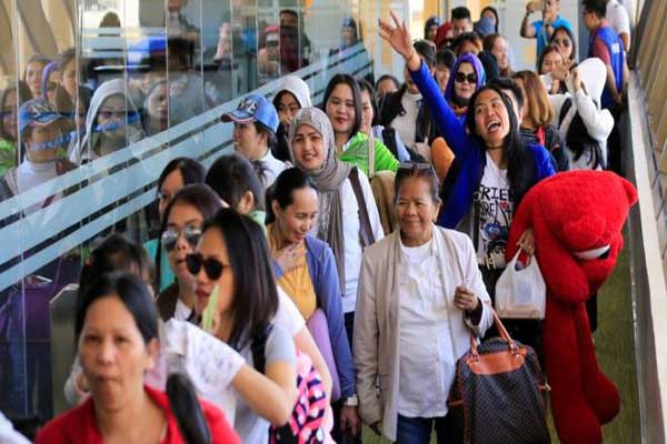 الفلبين ترسل وفدا لحل أزمة العمالة مع الكويت