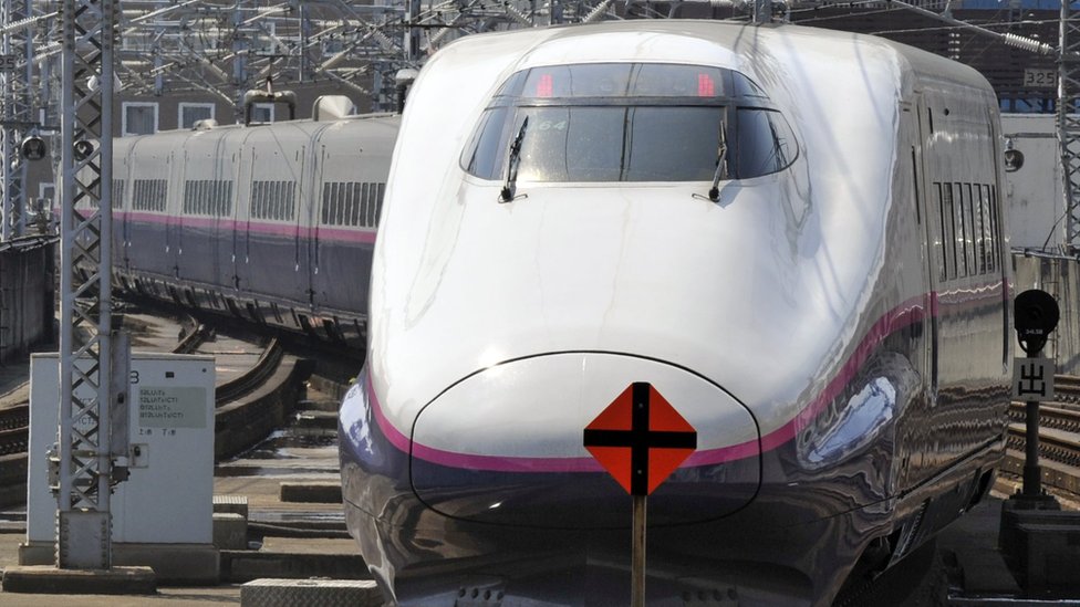 قطار في اليابان ينطلق قبل موعده بـ 25 ثانية
