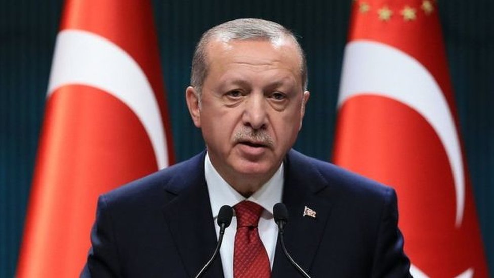 إردوغان سيناقش رفع حالة الطوارئ بعد الانتخابات الرئاسية والبرلمانية المبكرة