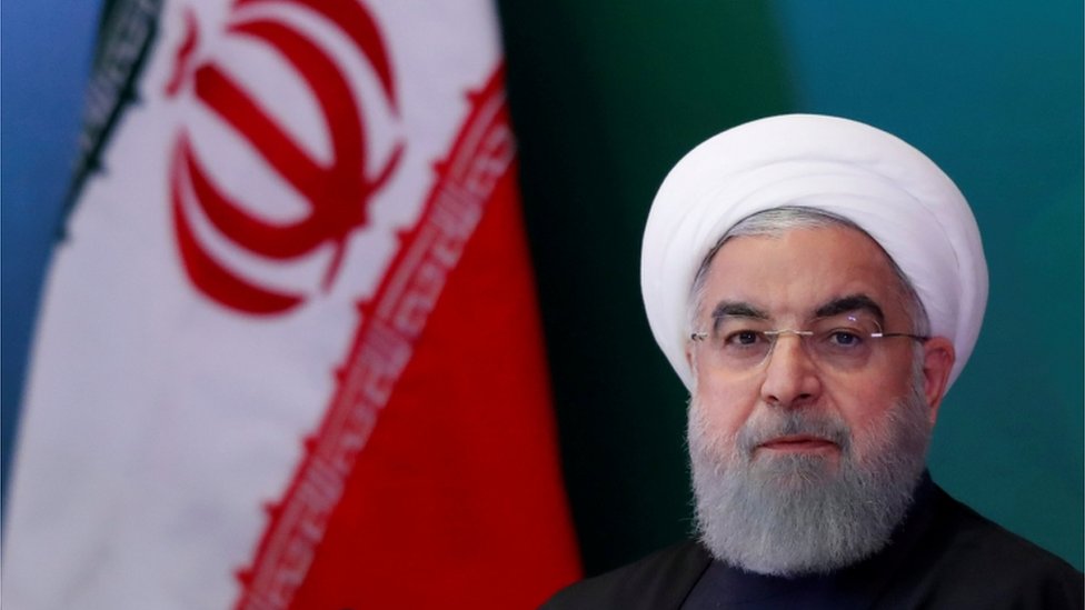 روحاني يستبعد استقالة حكومته بسبب الاحتجاجات على الوضع الاقتصادي في إيران