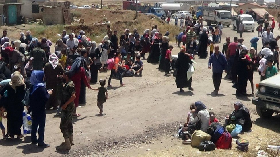 عشرات الآلاف هربوا من جنوب غربي سوريا منذ بداية الحملة العسكرية الحكومية