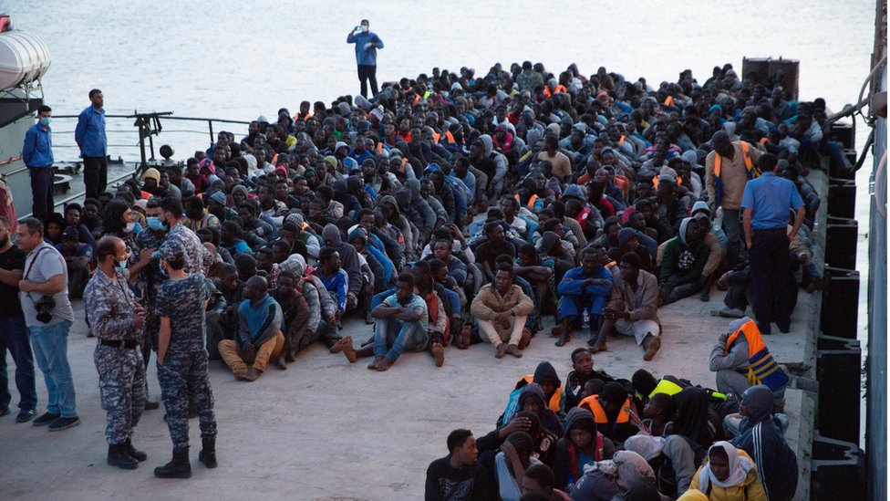 الغارديان: ليبيا ترفض استقبال اللاجئين رغم زيادة الدعم الدولي
