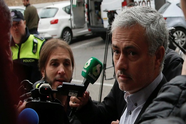 مورينيو أمام القضاء الإسباني بتهمة التهرب الضريبي