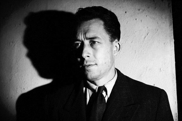 المفكر الفرنسي ألبير كامو