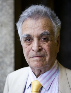 المترجم محمود صبح