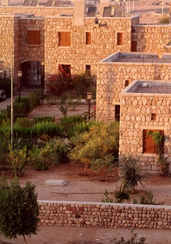 قرية الاطفال، المعمار جعفر طوقان، العقبة، (1993)، منظر عام