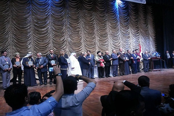 شهدت خشبة المسرح الوطني يوم السبت آخر فعاليات المهرجان حضورًا عربيًا