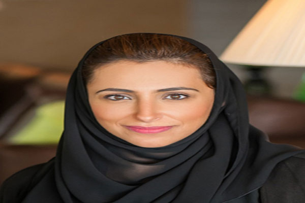 الشيخة بدور بنت سلطان القاسمي المؤسس والرئيس الفخري لجمعية الناشرين الإماراتيين