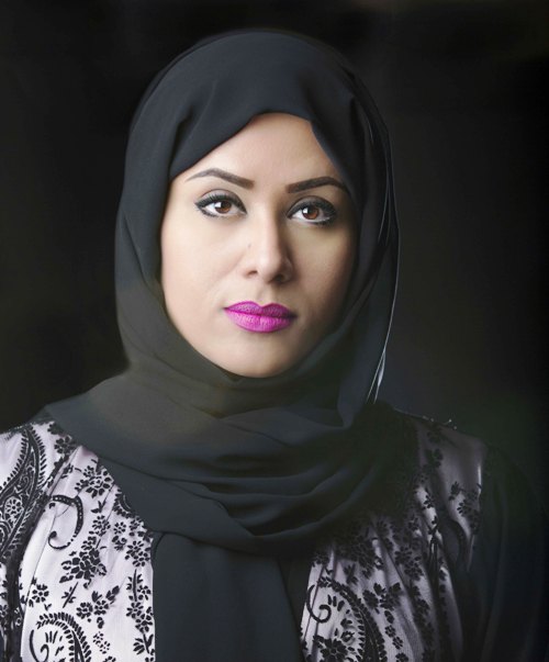 الكاتبة والسينمائية الإماراتية منال علي بن عمرو