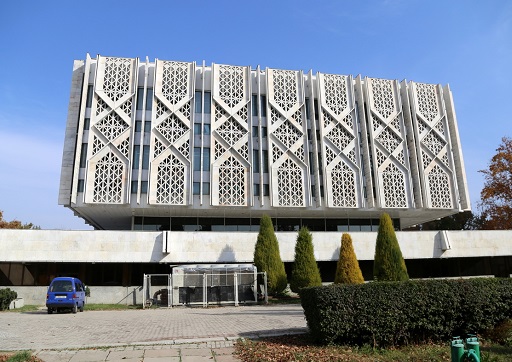 متحف لينين؛ متحف تاريخ اوزبكستان الآن، المعمار: (يفغيني روزانوف وغيره)، 1970، طشقند/ اوزبكستان، منظر عام.