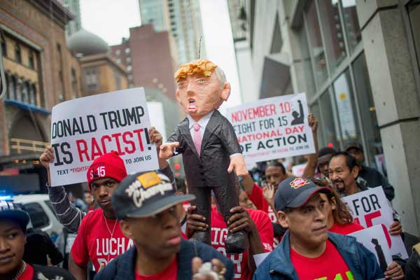 تظاهرات تندد بعنصرية الرئيس الأميركي ترمب
