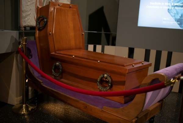 متحف لمراسم الدفن في فيينا يعكس تصالح النمسويين مع فكرة الموت