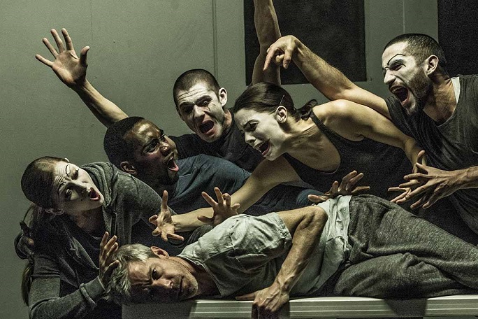 رقص درامي الفزع والخوف وفقدان الامان