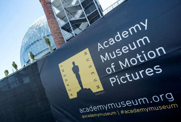 متحف الأوسكار في لوس أنجليس يُفتتح في سبتمبر بعرض لفيلم 