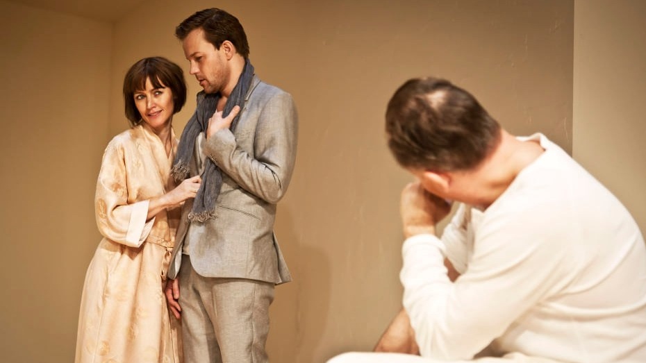 مسرحية اللعب بالنار في مسرح مدينة ستوكهولم