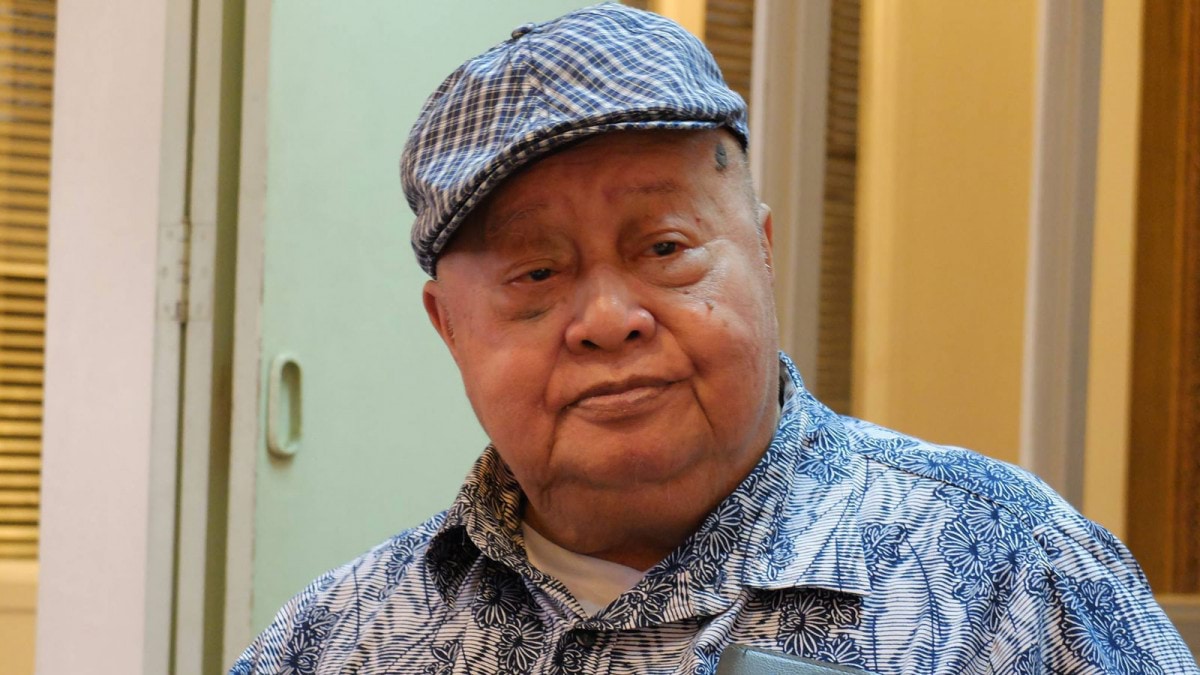 وفاة الروائي الفيليبيني فرانشيسكو شيونيل هوسيه عن 97 عاماً