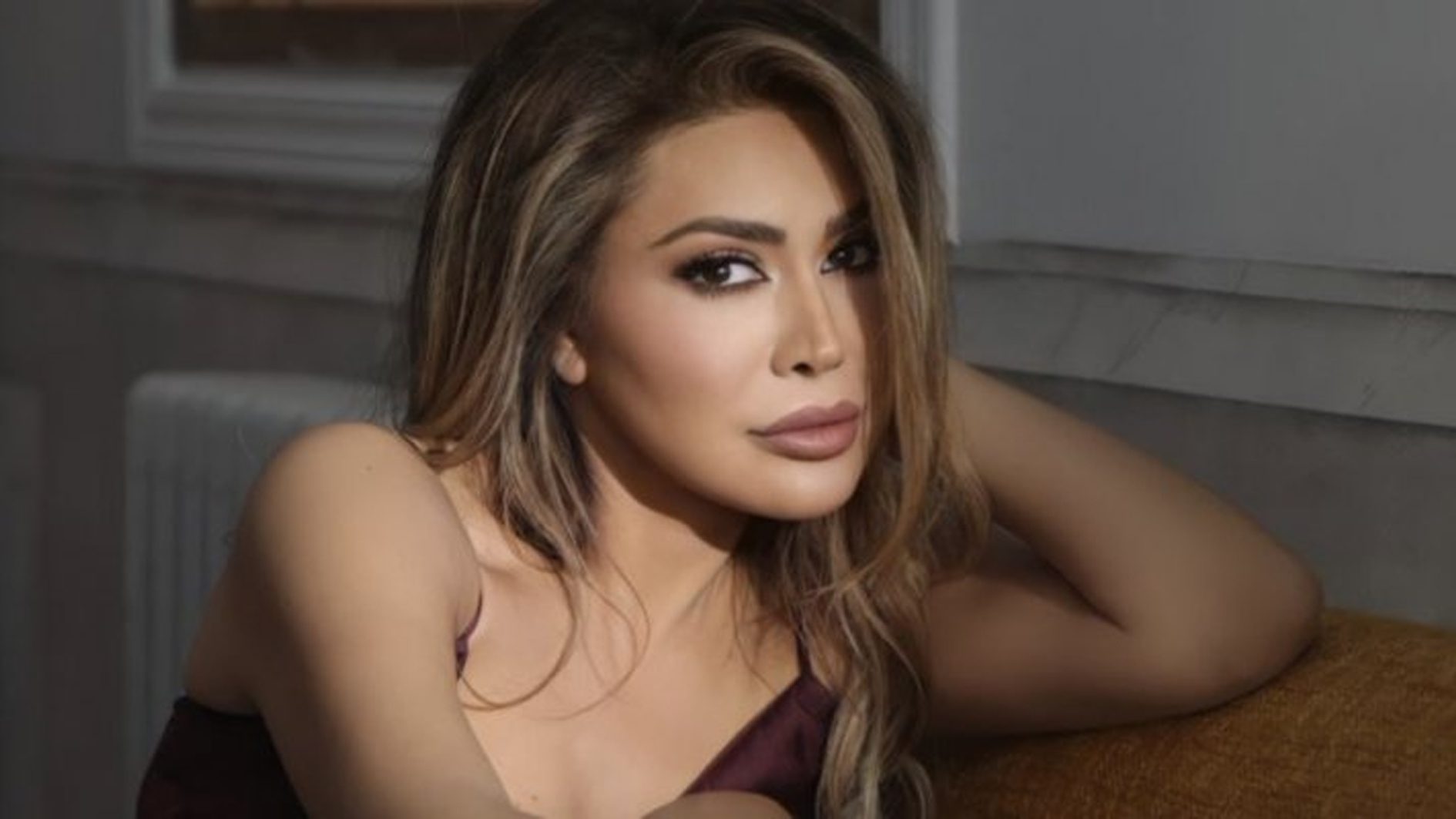 نوال الزغبي تطرح أغنية "لسه باجي على بالك"