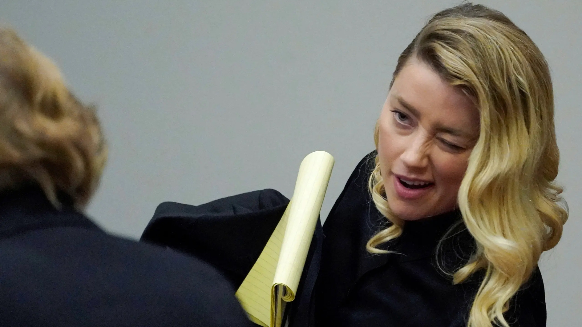 أمبير هيرد تعاني اضطرابات نفسية