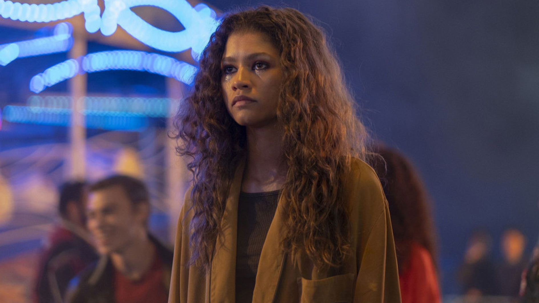 زندايا في لقطة من مسلسل "يوفوريا" الفائز بجائزة أفضل برنامج تلفزيوني