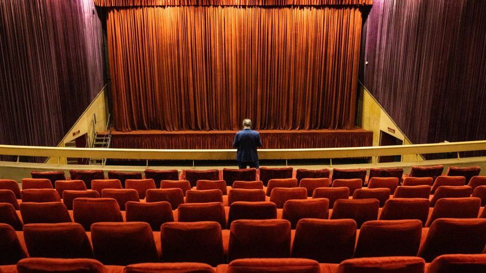  AFP قررت المغرب منع عرض الفيلم سواء لأغراض تجارية أو ثقافية