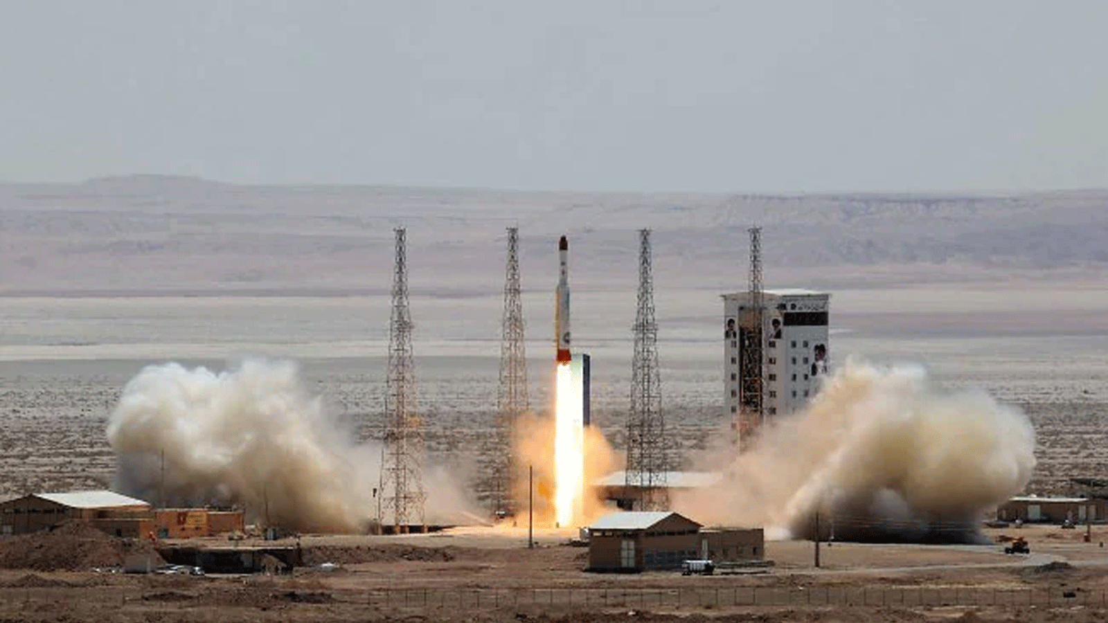 إيران تُطلق مركبة يمكن أن تدفع قمرًا صناعيًا يبلغ وزنه 250 كيلوجرامًا إلى ارتفاع 500 كيلومتر فوق سطح الأرض
