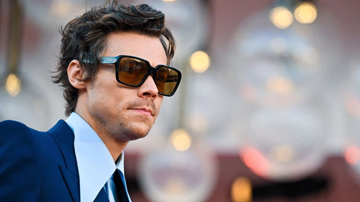 هاري ستايلز يسرق أضواء مهرجان البندقية ولا يريد التفكير الآن في مستقبله السينمائي