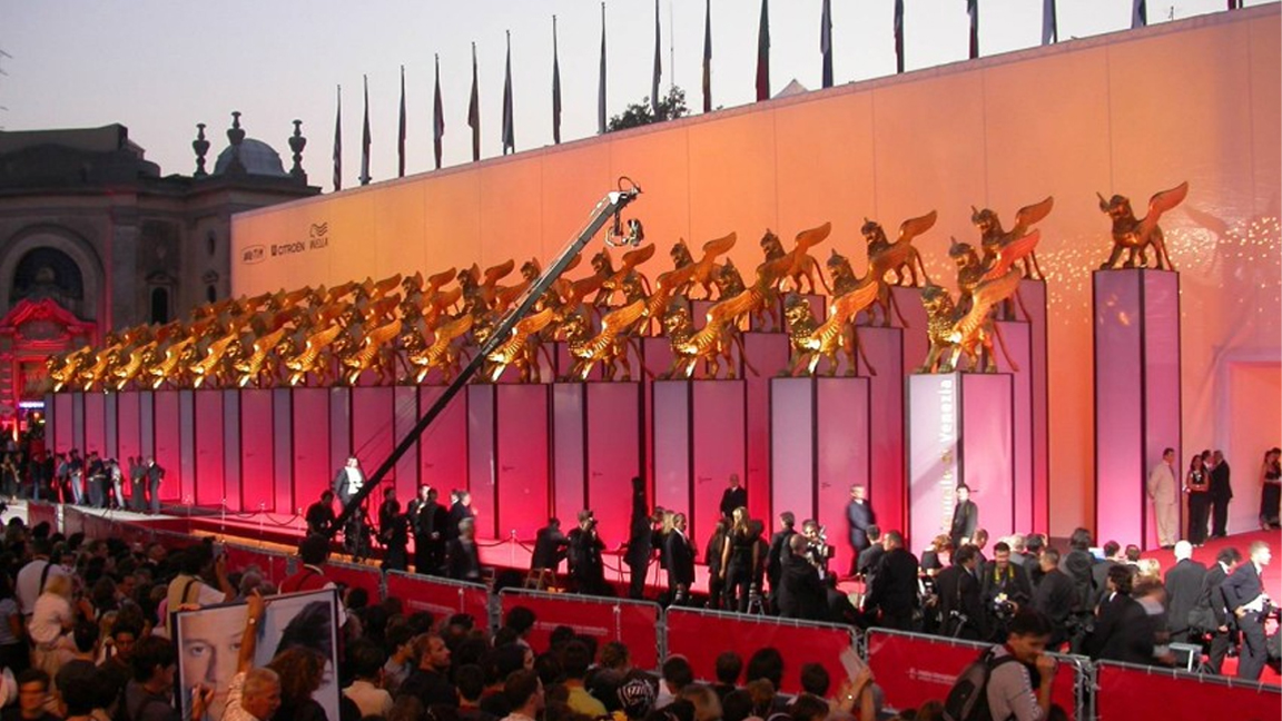 منافسة مفتوحة قبيل الإعلان عن الفائزين بجوائز مهرجان البندقية