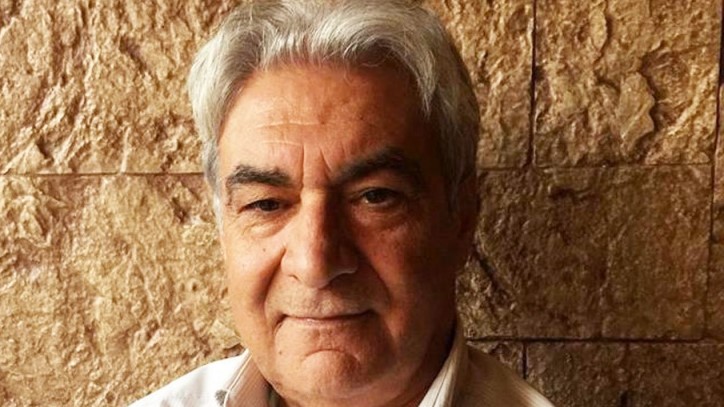 نيروز مالك في صورة رفعها على صفحته الشخصية بموقع فيسبوك