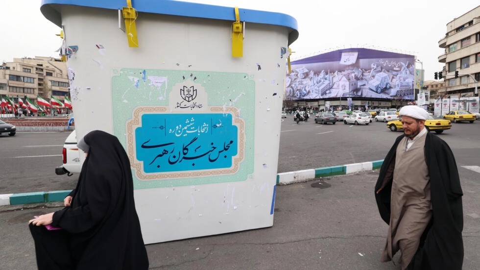 شهدت مراكز الاقتراع في إيران إقبالاً ضعيفاً للغاية