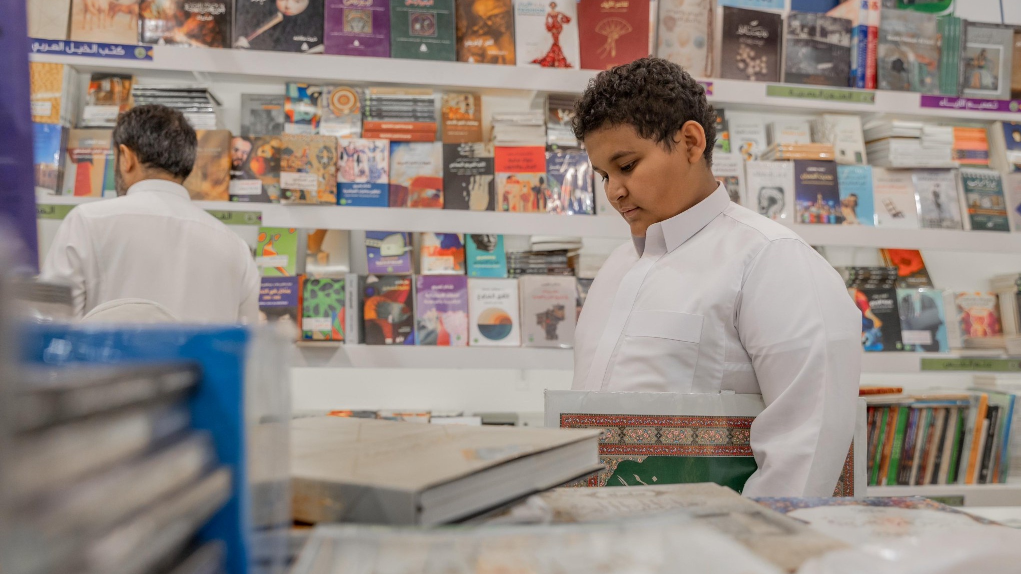 الجيل الأصغر لازال يقرأ