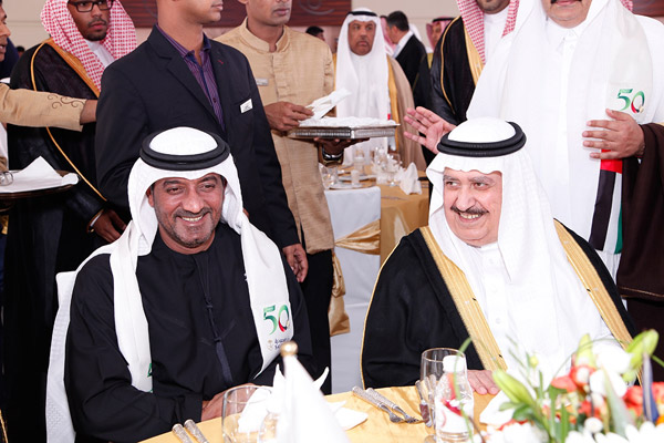 عشاء خلال حفل أقيم بمناسبة مرور نصف قرن على تشغيل أول رحلة للخطوط السعودية إلى دبي