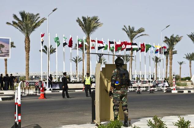تشهد مدينة شرم الشيخ إجراءات أمنية مشددة