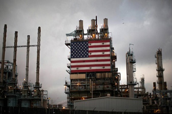 قطاع النفط يعاني أزمة خانقة في أميركا