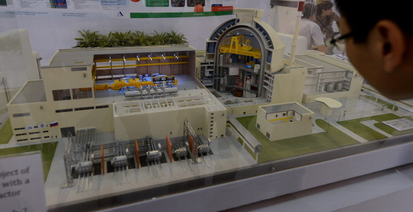 فيتنام تتخلى عن مشروع بناء مفاعليها النوويين مع موسكو وطوكيو