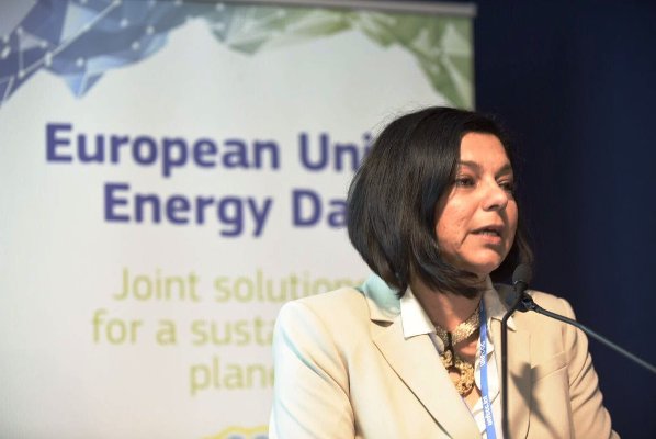 نانديتا بارشاد، مديرة الكهرباء والطاقة بـالمصرف الأوروبي للإنشاء والتعمير