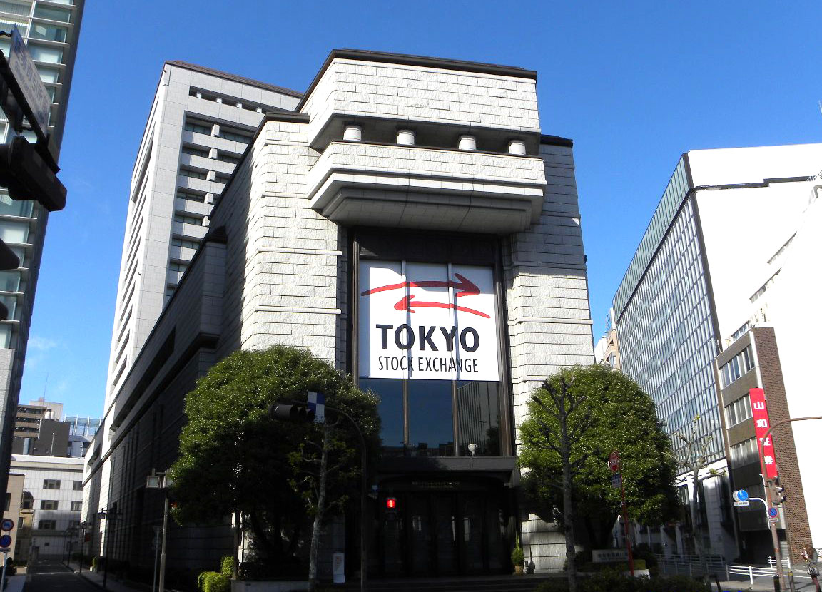 أسهم طوكيو تسجل أعلى مستوى لها في 20 عامًا