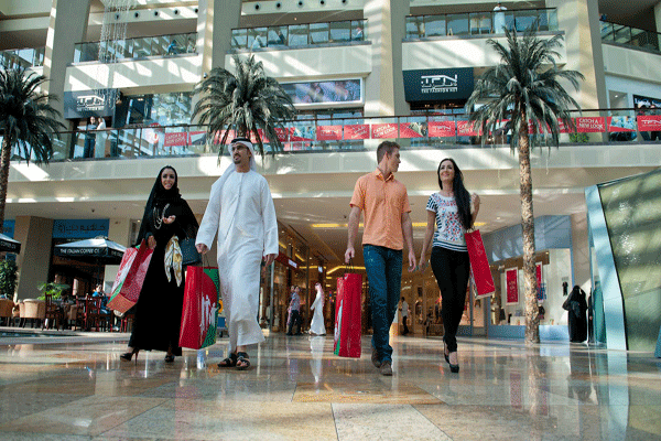 عروض التجزئة في دبي عامل جذب سياحي