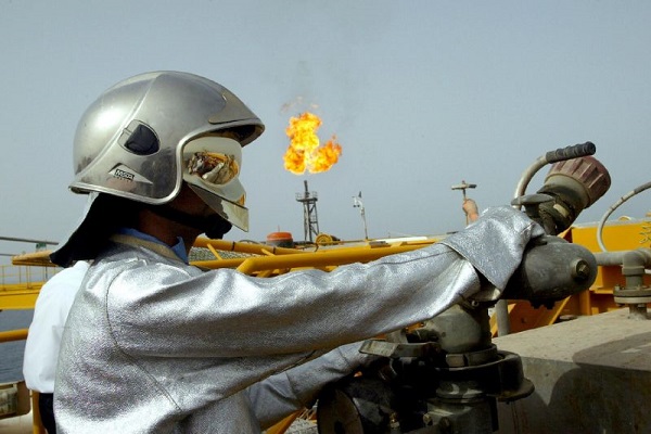 العالم يعوّل على اجتماع الدوحة لإعادة التوازن إلى سوق النفط