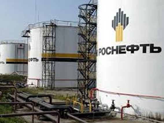 عملاق النفط الروسي روسنفت سيخفض 20 في المئة من عدد موظفيه